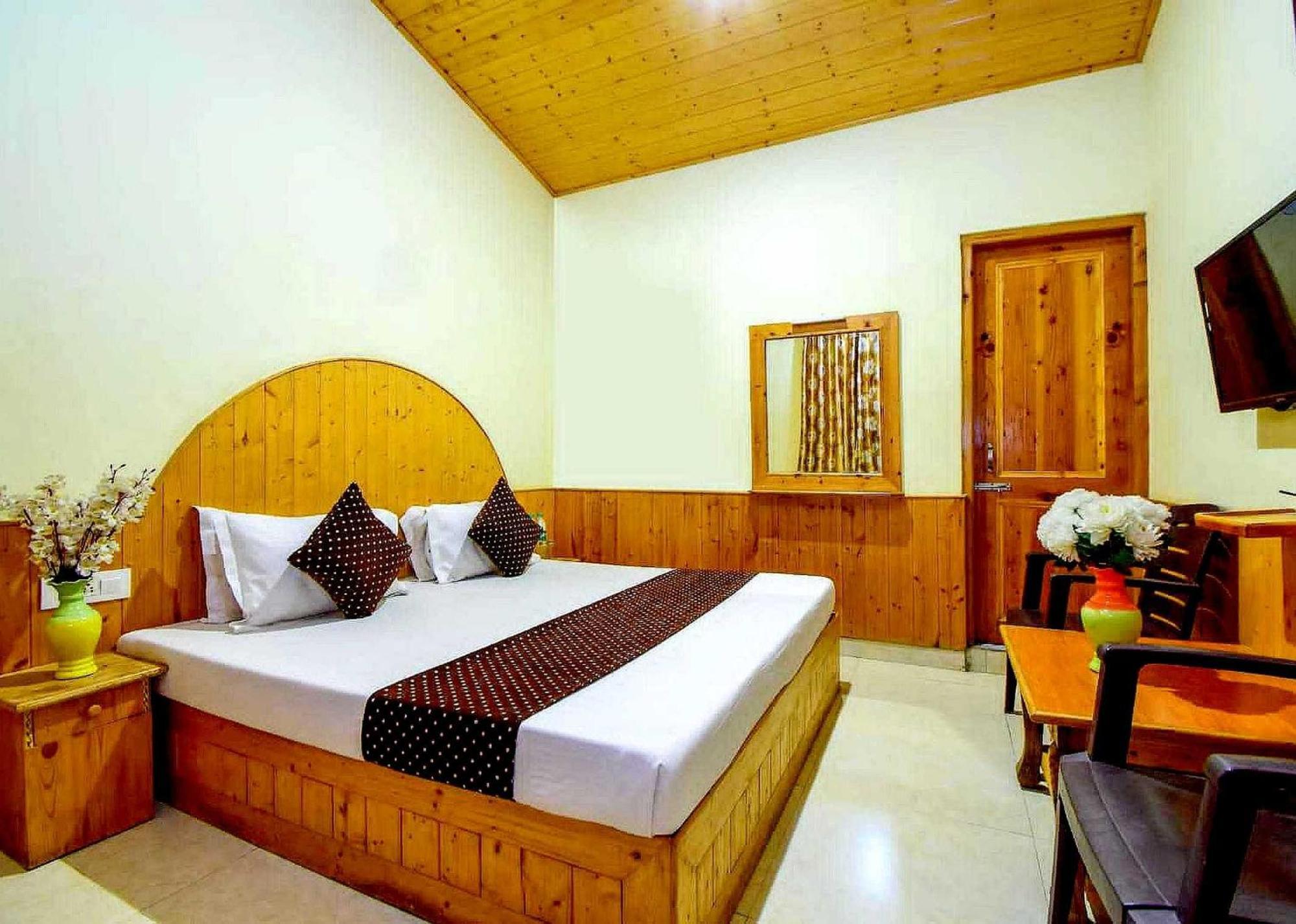 Oyo Flagship 82405 Cochin Villa Manali  Luaran gambar